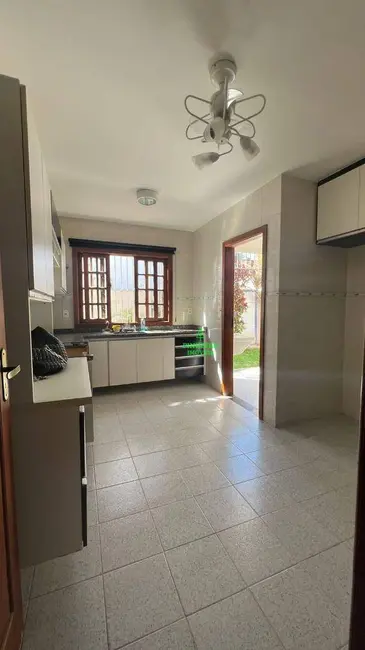 Foto 4 de Casa com 3 quartos à venda, 405m2 em Itaipu, Niteroi - RJ