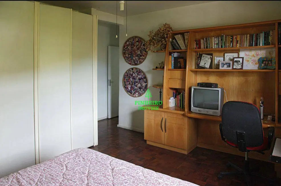 Foto 9 de Casa com 3 quartos à venda, 250m2 em São Francisco, Niteroi - RJ