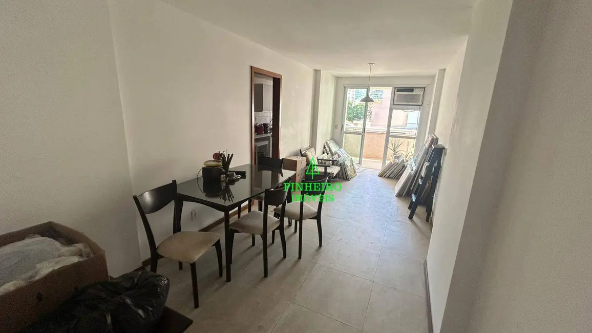 Apartamento com 2 quartos à venda, 68m2 em Icaraí, Niteroi - RJ - imagem 3 Foto 3 de Apartamento com 2 quartos à venda, 68m2 em Icaraí, Niteroi - RJ