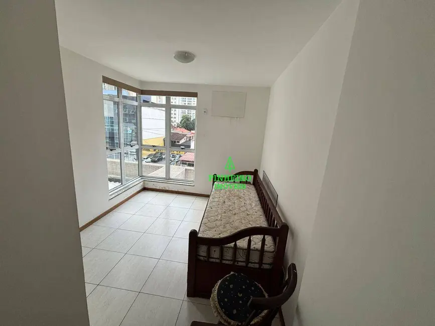 Apartamento com 2 quartos à venda, 68m2 em Icaraí, Niteroi - RJ - imagem 4 Foto 4 de Apartamento com 2 quartos à venda, 68m2 em Icaraí, Niteroi - RJ