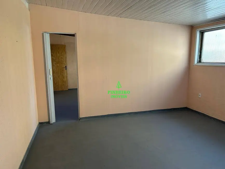 Sobrado com 7 quartos à venda, 403m2 em Icaraí, Niteroi - RJ - imagem 5 Foto 5 de Sobrado com 7 quartos à venda, 403m2 em Icaraí, Niteroi - RJ