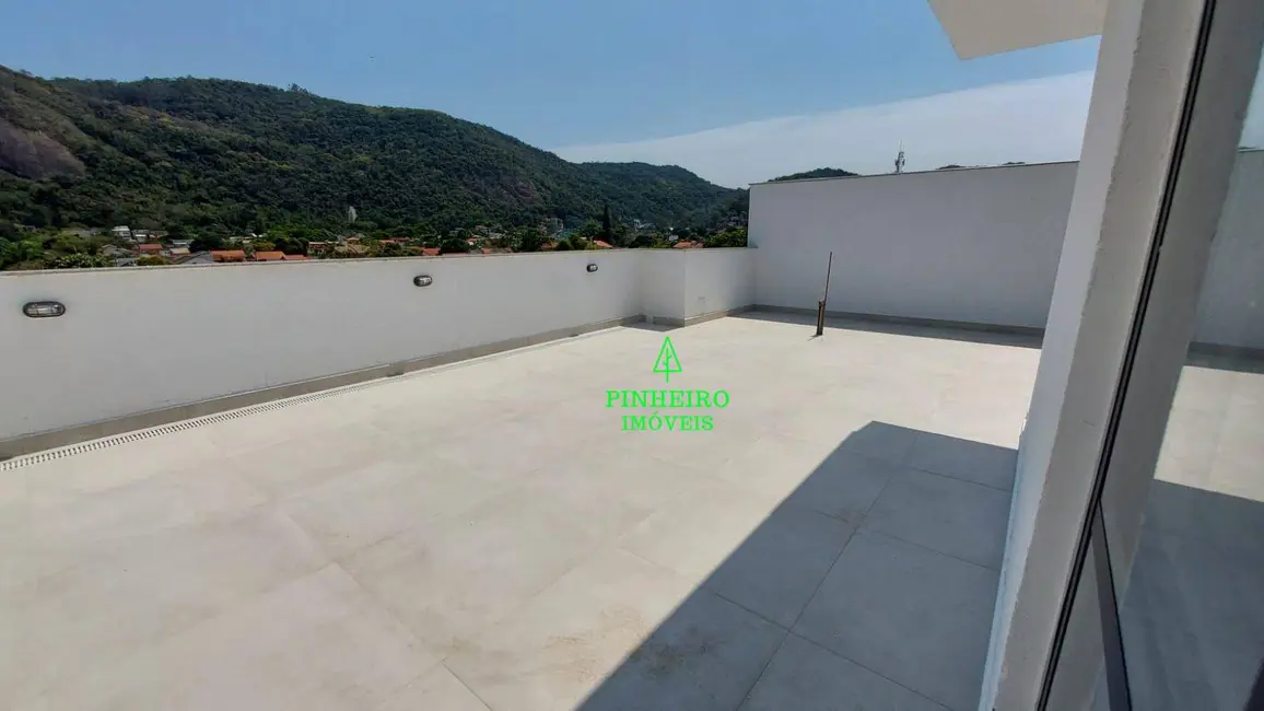Foto 4 de Cobertura com 2 quartos à venda, 174m2 em Piratininga, Niteroi - RJ
