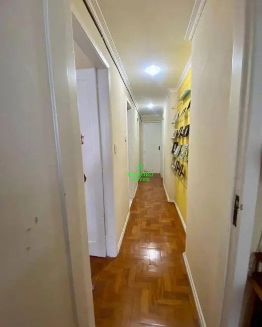 Apartamento com 3 quartos à venda, 122m2 em Icaraí, Niteroi - RJ - imagem 4 Foto 4 de Apartamento com 3 quartos à venda, 122m2 em Icaraí, Niteroi - RJ