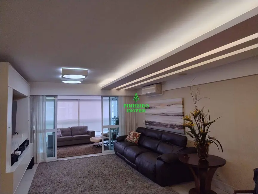 Foto 3 de Apartamento com 4 quartos à venda, 188m2 em Icaraí, Niteroi - RJ