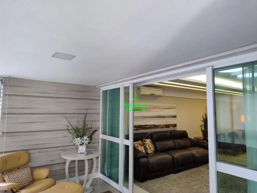 Foto 6 de Apartamento com 4 quartos à venda, 188m2 em Icaraí, Niteroi - RJ