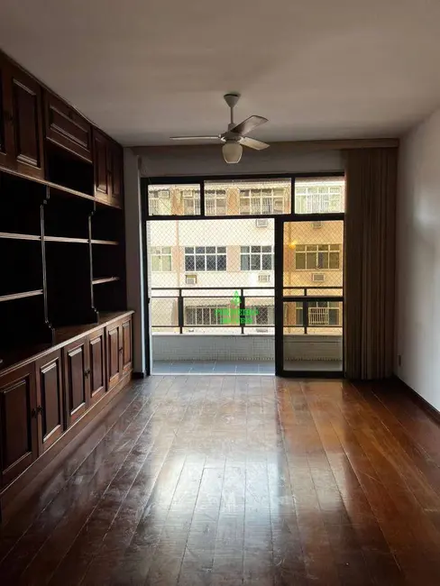 Foto 3 de Apartamento com 3 quartos à venda, 150m2 em Icaraí, Niteroi - RJ