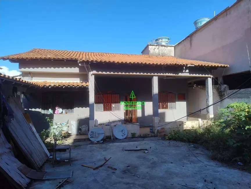 Casa com 2 quartos à venda, 250m2 em Piratininga, Niteroi - RJ - imagem 1 Foto 1 de Casa com 2 quartos à venda, 250m2 em Piratininga, Niteroi - RJ