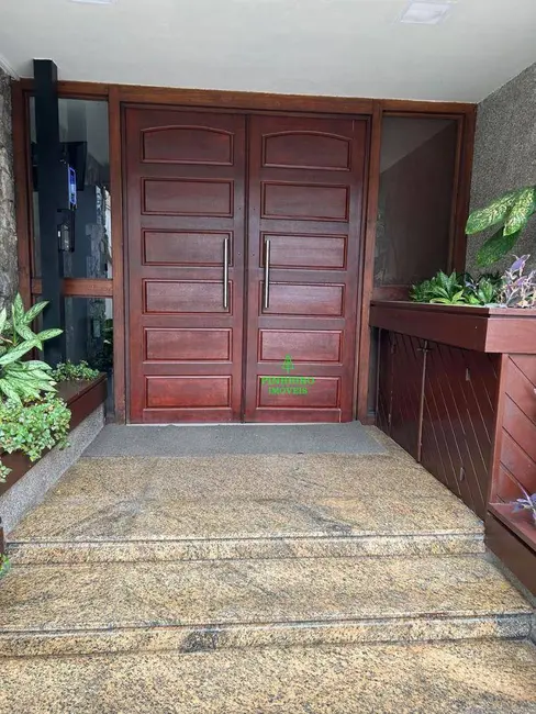 Foto 1 de Cobertura com 4 quartos à venda, 246m2 em Icaraí, Niteroi - RJ