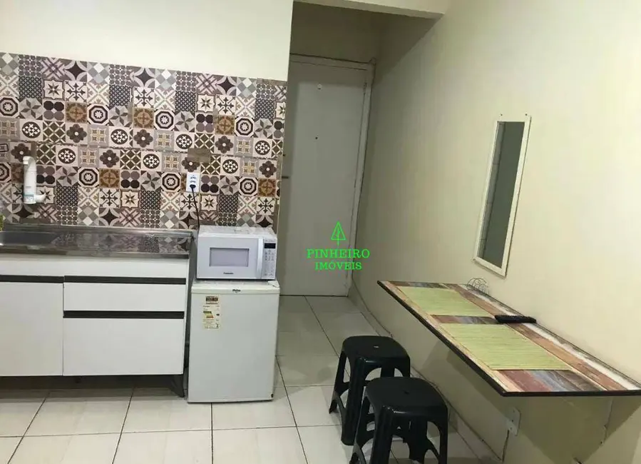 Loft / Flat com 1 quarto à venda, 17m2 em Centro, Niteroi - RJ - imagem 4 Foto 4 de Loft / Flat com 1 quarto à venda, 17m2 em Centro, Niteroi - RJ