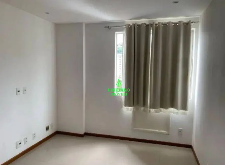 Foto 4 de Apartamento com 2 quartos à venda, 57m2 em Santa Rosa, Niteroi - RJ