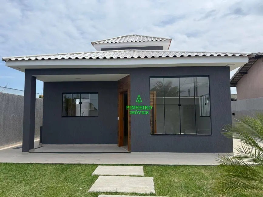 Foto 4 de Casa com 3 quartos à venda, 480m2 em Marica - RJ