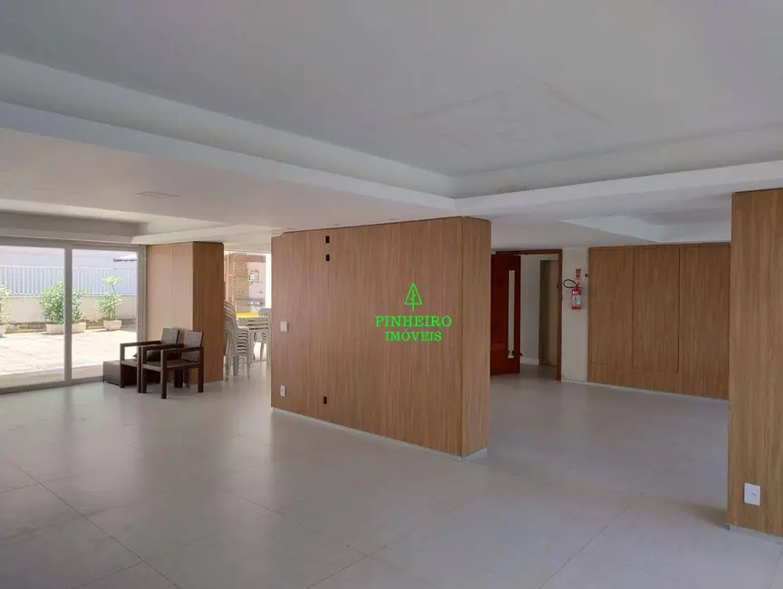 Apartamento com 4 quartos à venda, 188m2 em Icaraí, Niteroi - RJ - imagem 6 Foto 6 de Apartamento com 4 quartos à venda, 188m2 em Icaraí, Niteroi - RJ