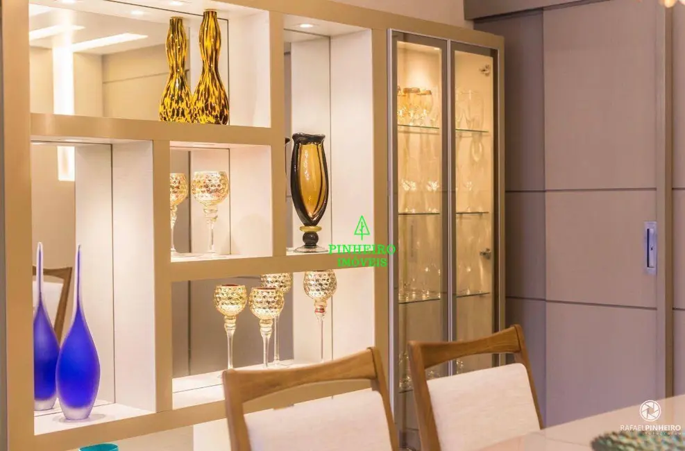 Foto 2 de Apartamento com 2 quartos à venda, 92m2 em Icaraí, Niteroi - RJ