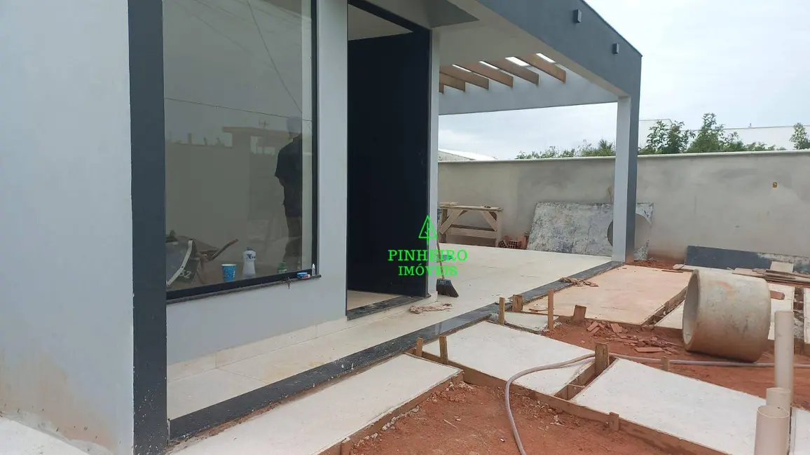 Foto 2 de Casa com 3 quartos à venda, 394m2 em Jardim Atlântico Central (Itaipuaçu), Marica - RJ