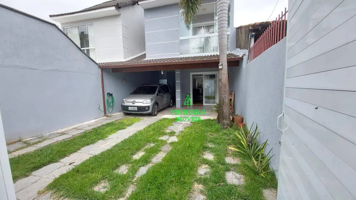 Foto 2 de Casa com 3 quartos à venda e para alugar, 180m2 em Itaipu, Niteroi - RJ
