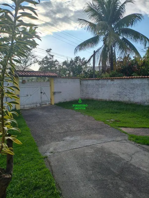Casa com 3 quartos à venda, 1440m2 em Centro, Marica - RJ - imagem 4 Foto 4 de Casa com 3 quartos à venda, 1440m2 em Centro, Marica - RJ
