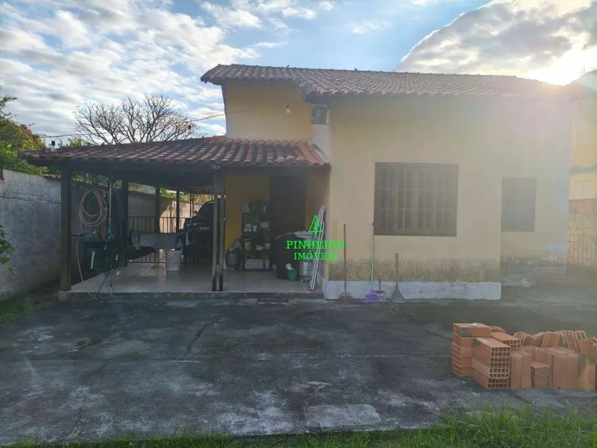 Casa com 3 quartos à venda, 1440m2 em Centro, Marica - RJ - imagem 7 Foto 7 de Casa com 3 quartos à venda, 1440m2 em Centro, Marica - RJ