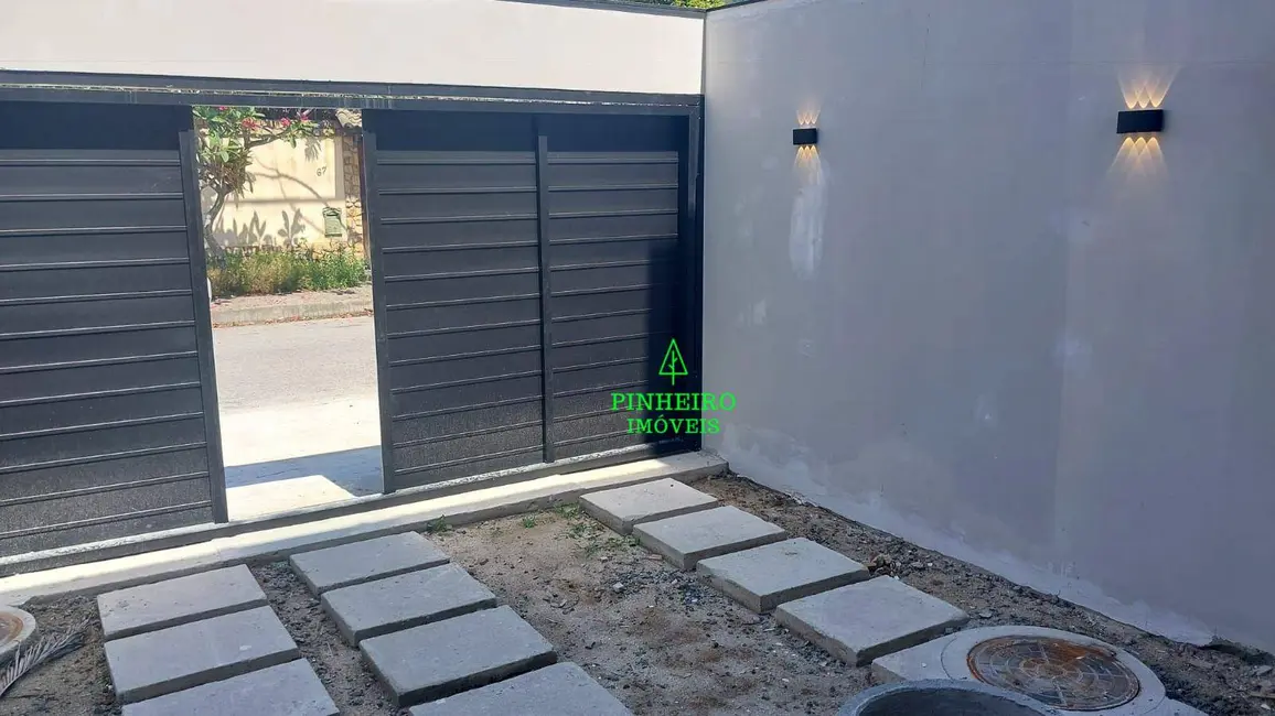 Foto 3 de Casa com 4 quartos à venda, 180m2 em Piratininga, Niteroi - RJ