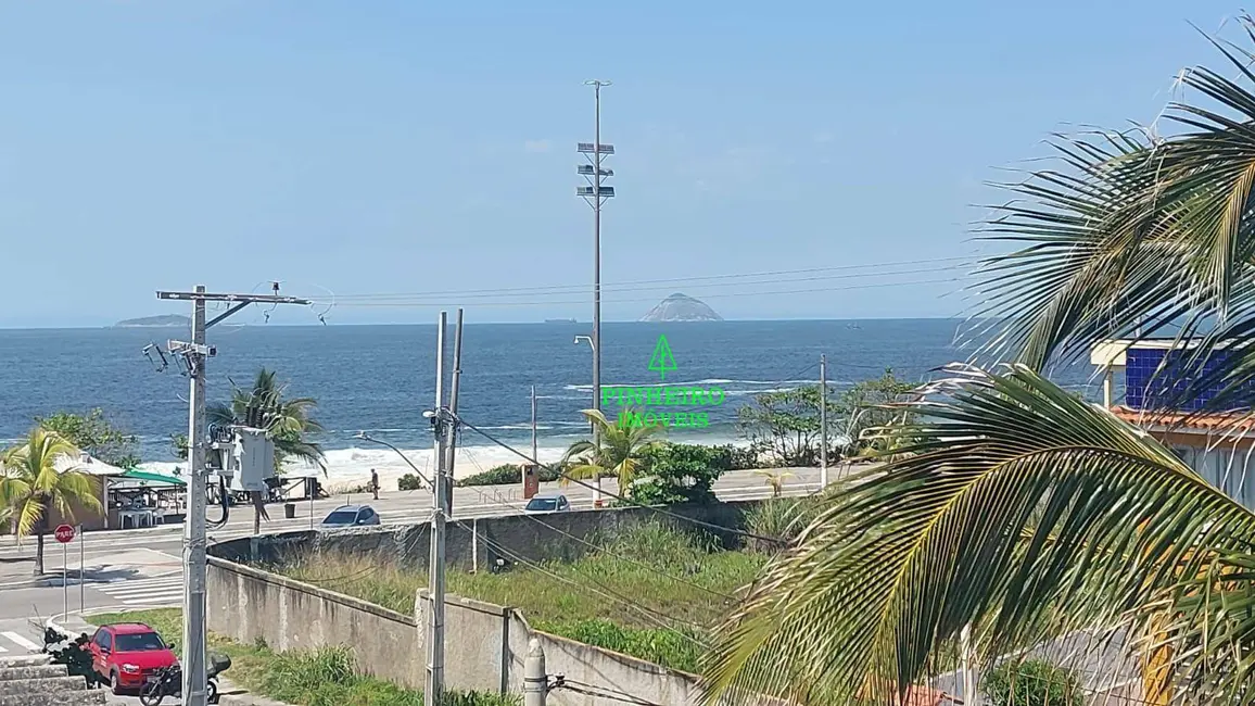 Foto 1 de Casa com 4 quartos à venda, 180m2 em Piratininga, Niteroi - RJ