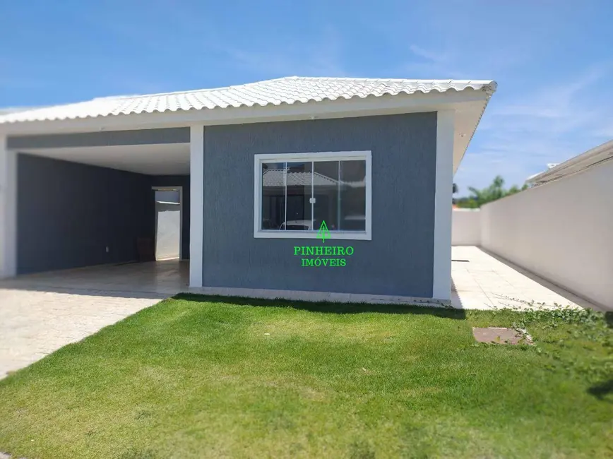 Foto 1 de Casa de Condomínio com 3 quartos à venda, 216m2 em Cajueiros (Itaipuaçu), Marica - RJ