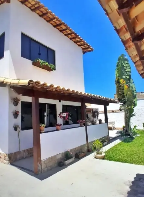 Casa com 2 quartos à venda, 450m2 em Maravista, Niteroi - RJ - imagem 2 Foto 2 de Casa com 2 quartos à venda, 450m2 em Maravista, Niteroi - RJ