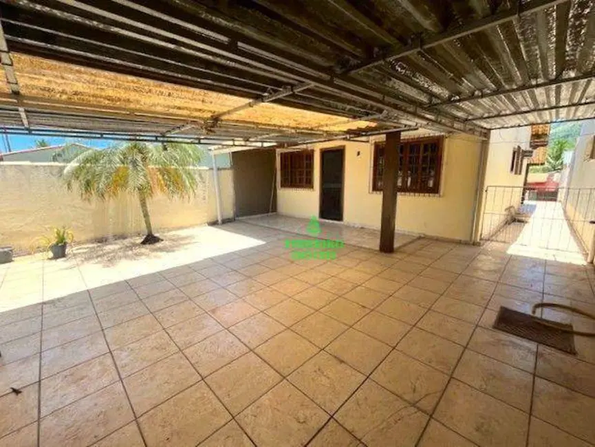 Foto 3 de Casa com 2 quartos à venda, 320m2 em Praia de Itaipuaçu (Itaipuaçu), Marica - RJ