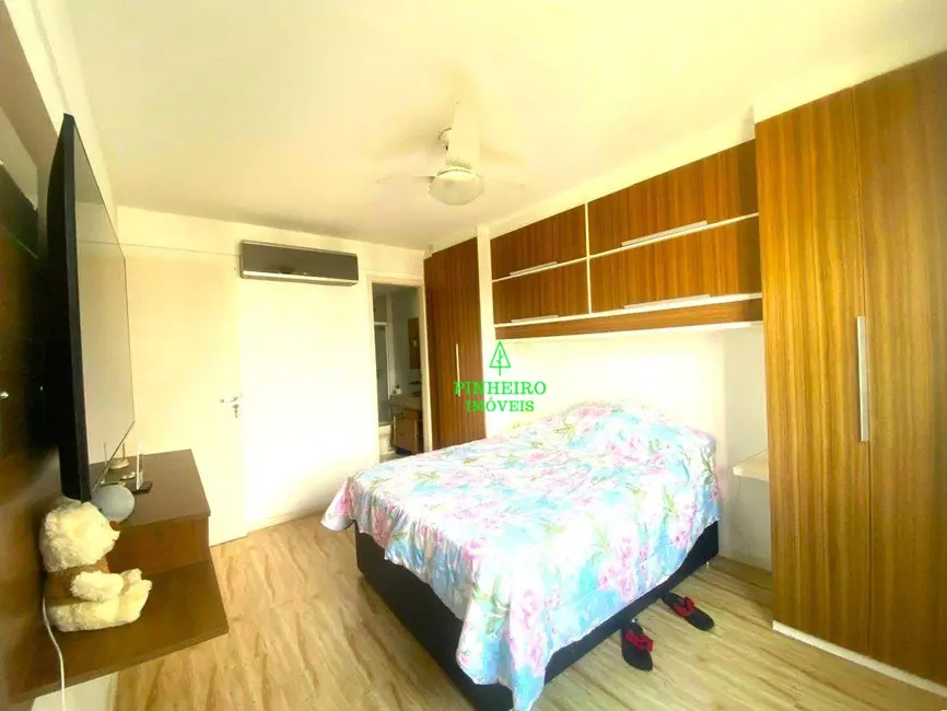 Apartamento com 3 quartos à venda, 92m2 em Icaraí, Niteroi - RJ - imagem 9 Foto 9 de Apartamento com 3 quartos à venda, 92m2 em Icaraí, Niteroi - RJ