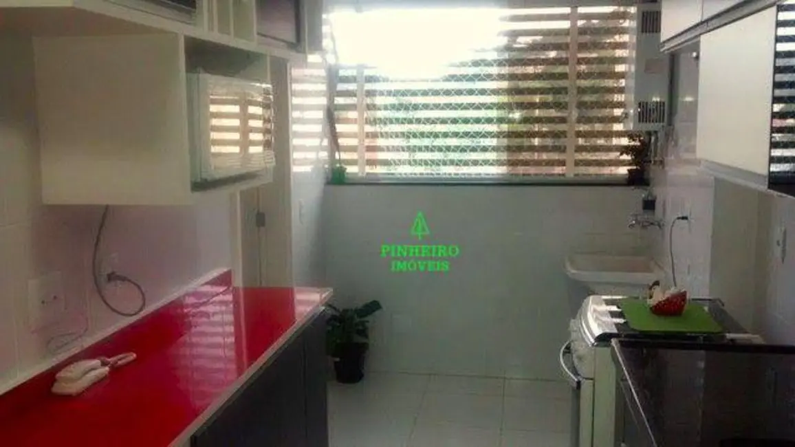 Apartamento com 3 quartos à venda, 92m2 em Icaraí, Niteroi - RJ - imagem 5 Foto 5 de Apartamento com 3 quartos à venda, 92m2 em Icaraí, Niteroi - RJ