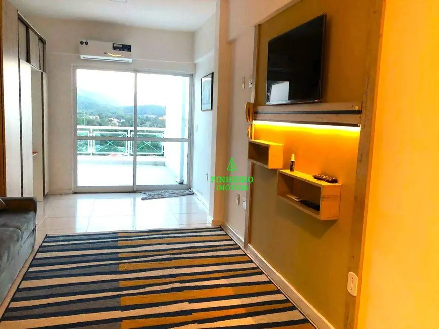 Cobertura com 1 quarto à venda, 50m2 em Itaipu, Niteroi - RJ - imagem 4 Foto 4 de Cobertura com 1 quarto à venda, 50m2 em Itaipu, Niteroi - RJ