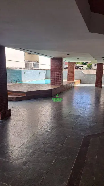 Foto 2 de Apartamento com 2 quartos à venda, 80m2 em Ingá, Niteroi - RJ