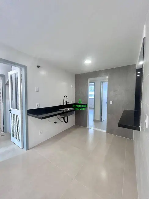 Foto 8 de Apartamento com 3 quartos à venda, 130m2 em Icaraí, Niteroi - RJ