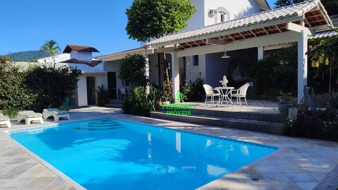 Foto 1 de Casa com 3 quartos à venda, 1151m2 em Serra Grande, Niteroi - RJ