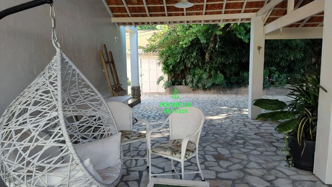 Foto 9 de Casa com 3 quartos à venda, 1151m2 em Serra Grande, Niteroi - RJ