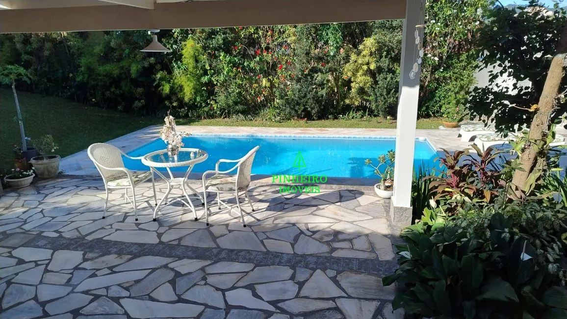 Foto 7 de Casa com 3 quartos à venda, 1151m2 em Serra Grande, Niteroi - RJ