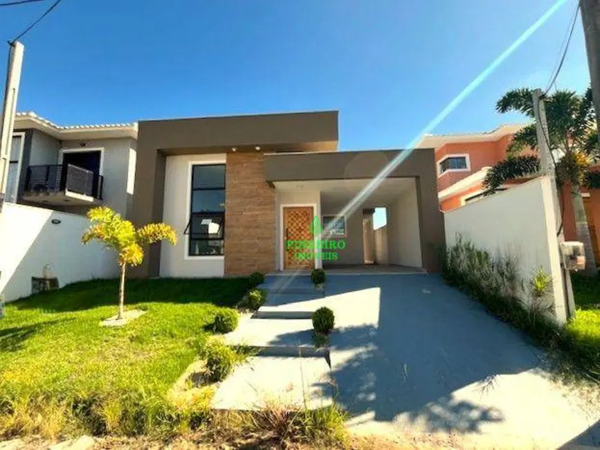 Foto 2 de Casa de Condomínio com 3 quartos à venda, 240m2 em Pindobas, Marica - RJ