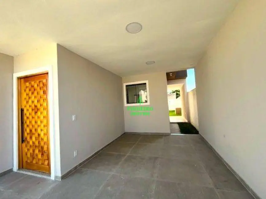 Foto 3 de Casa de Condomínio com 3 quartos à venda, 240m2 em Pindobas, Marica - RJ