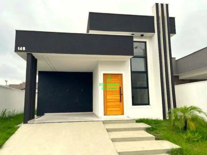 Foto 1 de Casa de Condomínio com 3 quartos à venda, 240m2 em Pindobas, Marica - RJ