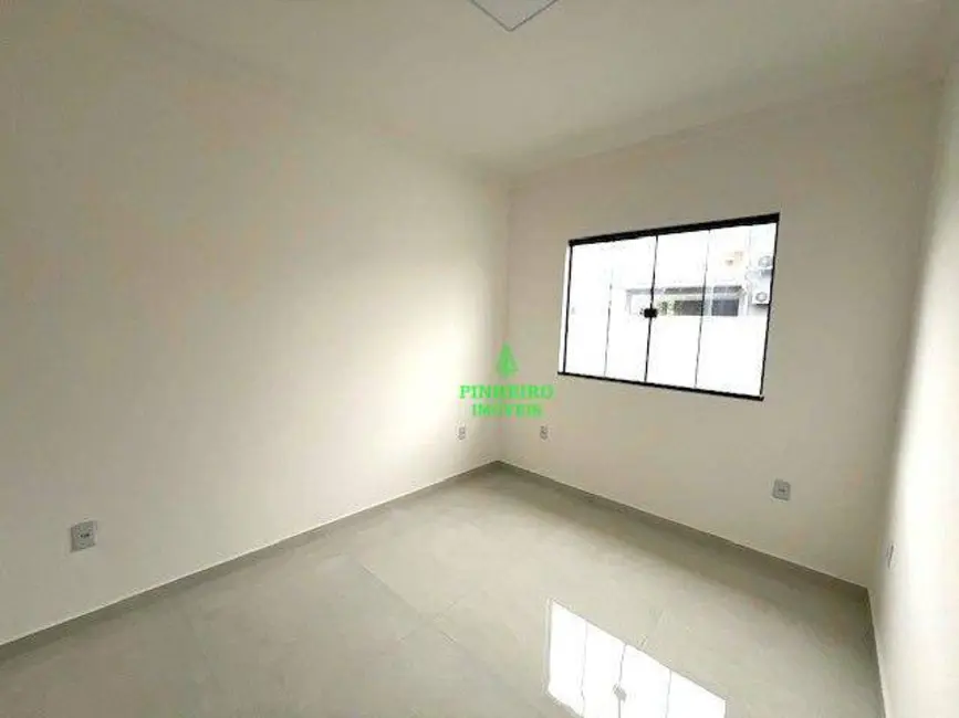Foto 5 de Casa de Condomínio com 3 quartos à venda, 240m2 em Pindobas, Marica - RJ