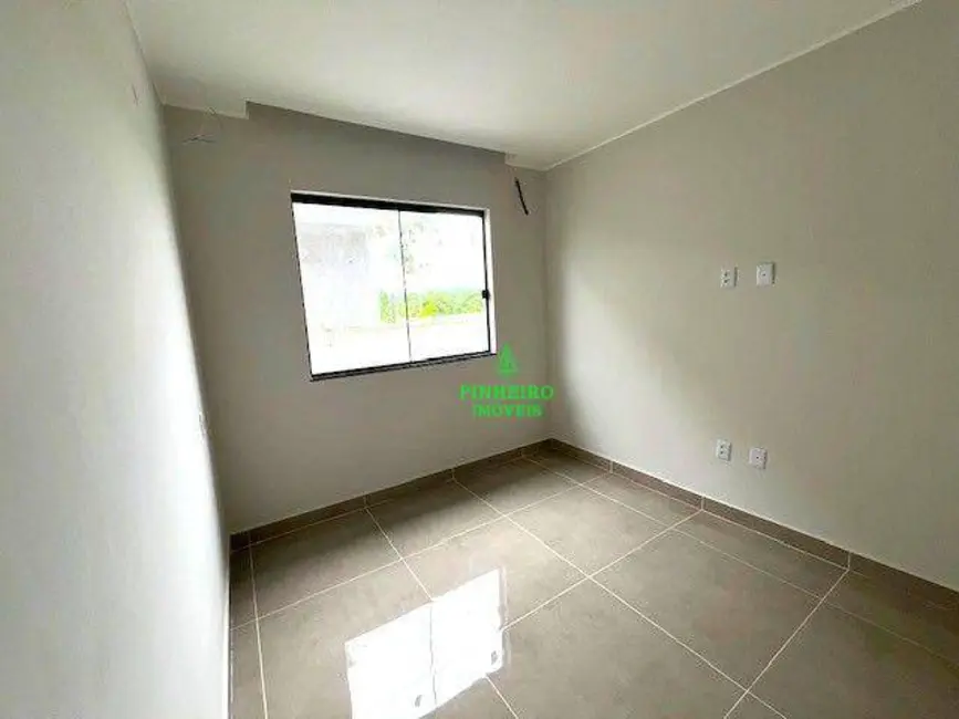 Foto 6 de Casa de Condomínio com 3 quartos à venda, 240m2 em Pindobas, Marica - RJ