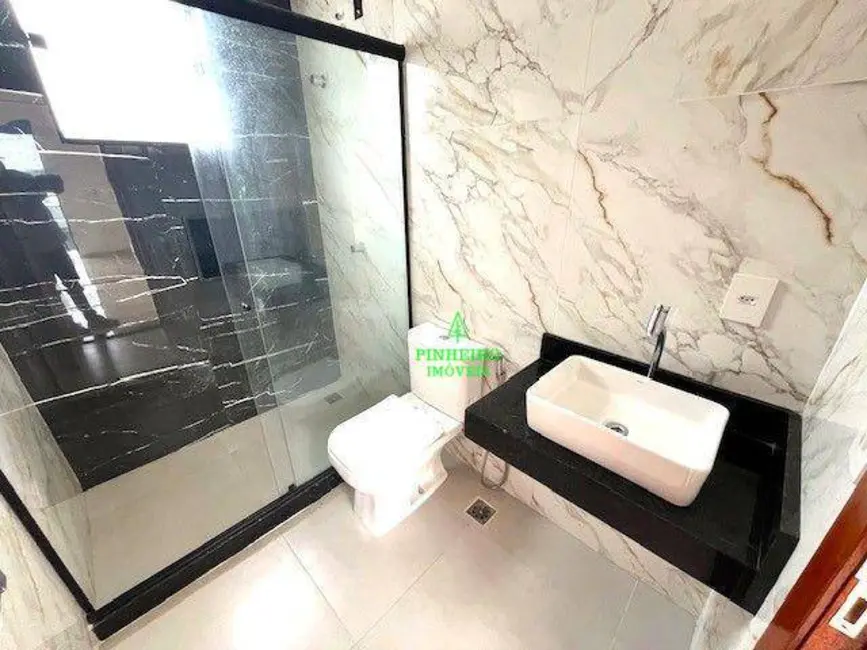 Foto 7 de Casa de Condomínio com 2 quartos à venda, 240m2 em Pindobas, Marica - RJ