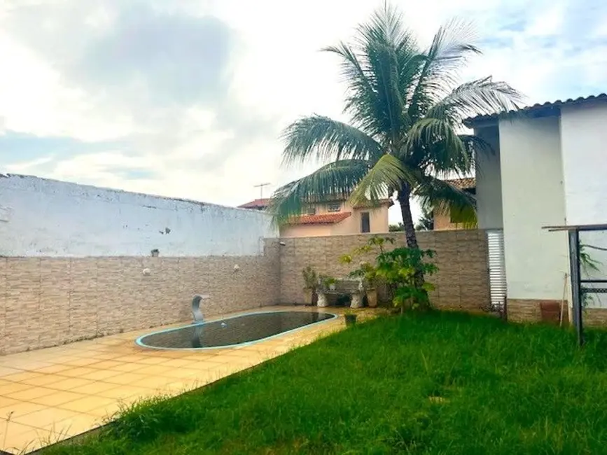 Casa de Condomínio com 3 quartos à venda, 360m2 em Ponta Grossa, Marica - RJ - imagem 5 Foto 5 de Casa de Condomínio com 3 quartos à venda, 360m2 em Ponta Grossa, Marica - RJ