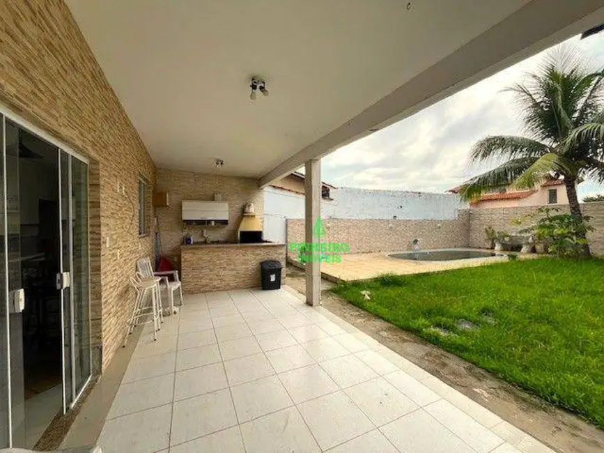 Foto 6 de Casa de Condomínio com 3 quartos à venda, 360m2 em Ponta Grossa, Marica - RJ