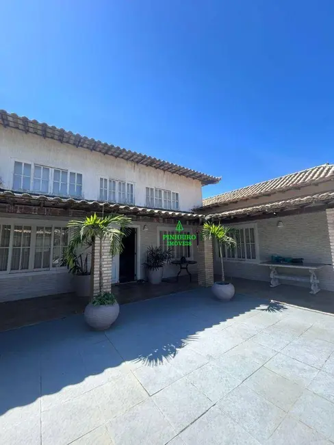 Foto 8 de Casa com 3 quartos à venda, 585m2 em Niteroi - RJ