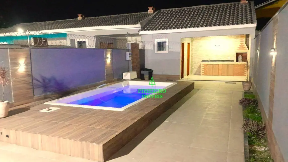 Foto 1 de Casa com 2 quartos à venda, 240m2 em Barroco (Itaipuaçu), Marica - RJ