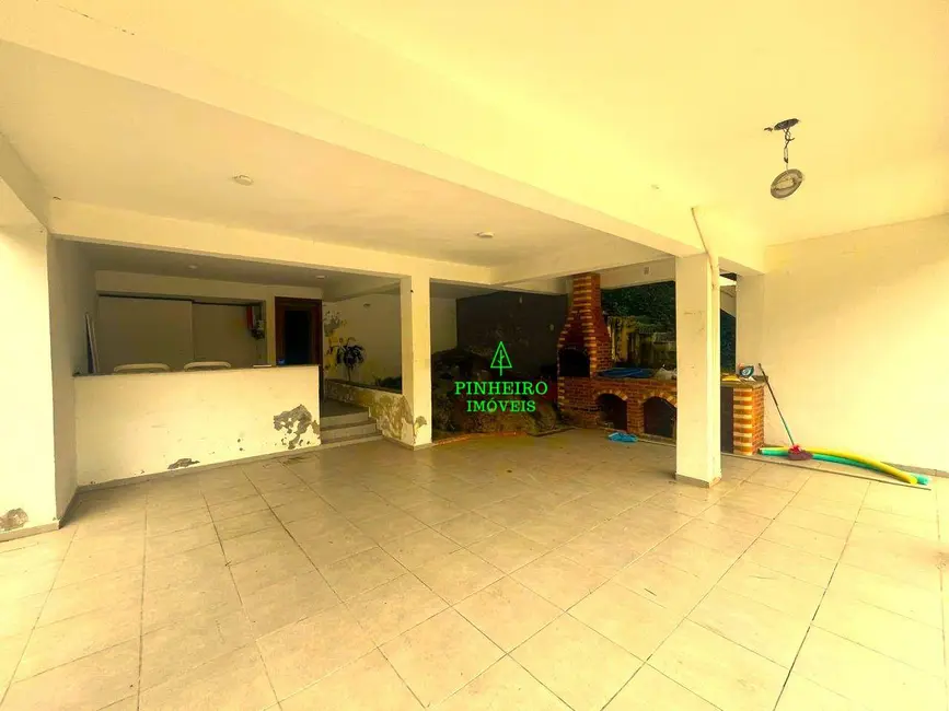 Foto 3 de Casa de Condomínio com 6 quartos à venda, 555m2 em Vila Progresso, Niteroi - RJ