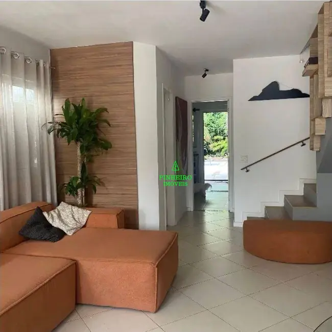 Foto 2 de Casa com 3 quartos à venda, 410m2 em Vila Progresso, Niteroi - RJ