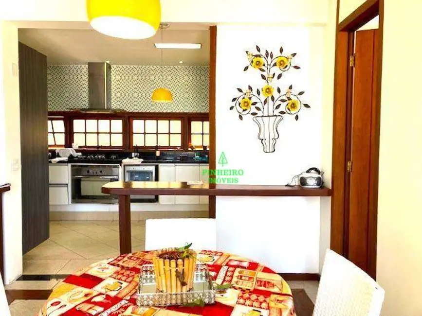 Foto 9 de Casa de Condomínio com 5 quartos à venda, 580m2 em Camboinhas, Niteroi - RJ