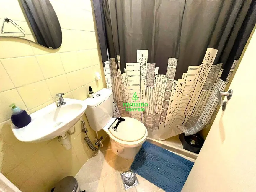 Apartamento com 3 quartos à venda, 153m2 em Ingá, Niteroi - RJ - imagem 5 Foto 5 de Apartamento com 3 quartos à venda, 153m2 em Ingá, Niteroi - RJ