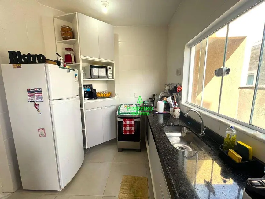 Foto 5 de Casa de Condomínio com 2 quartos à venda, 240m2 em Pindobas, Marica - RJ