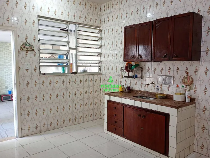 Foto 3 de Casa com 3 quartos à venda, 366m2 em Venda da Cruz, Sao Goncalo - RJ